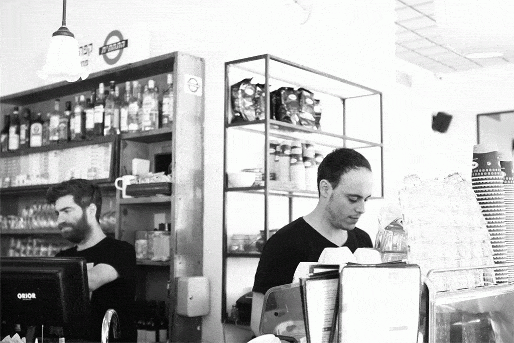 CAFE TACHTIT
