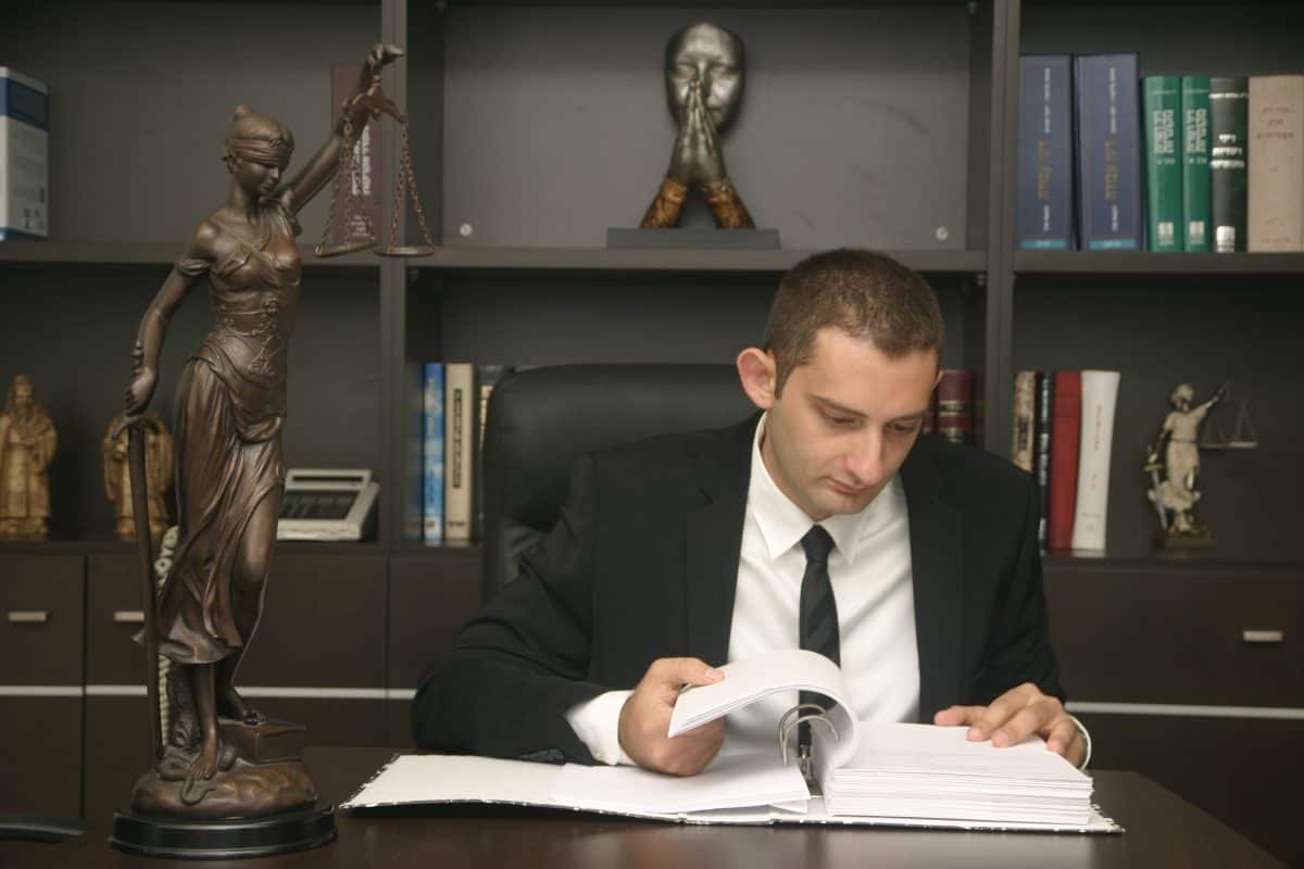 Avi Finarsky – Criminal, Military, and Administrative law